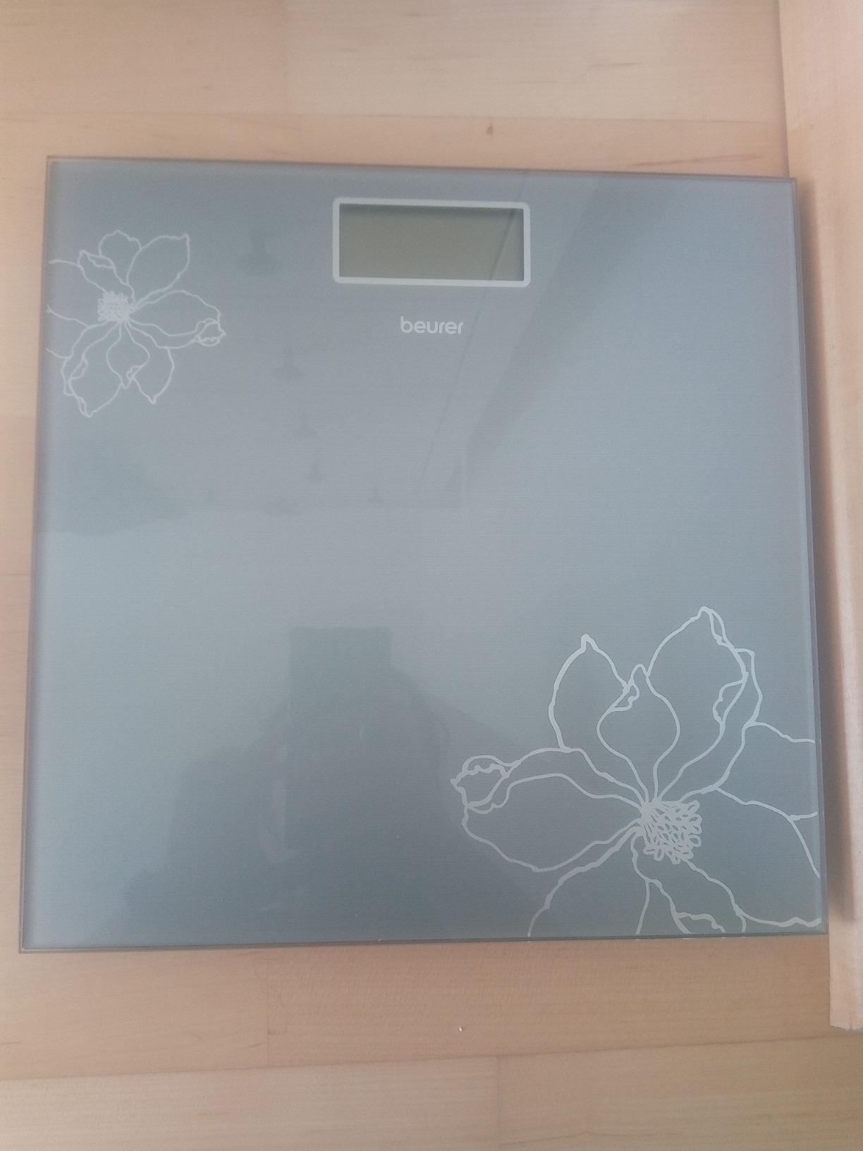 Gute Waage, dünnes Glas
