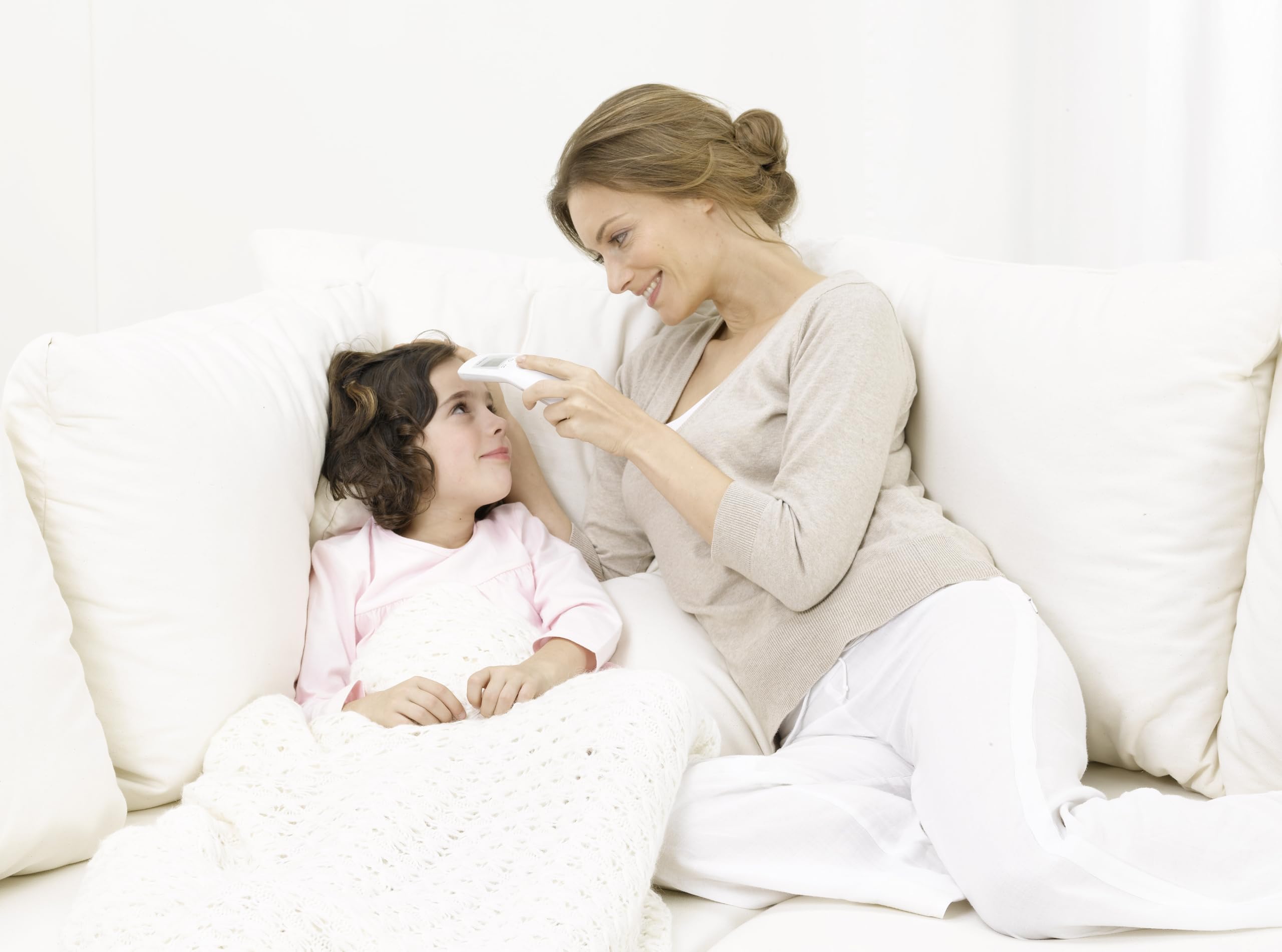 beurer-ft-90-kontaktloses-infrarot-fieberthermometer-f-r-stirn-baby-und-familie- image 2